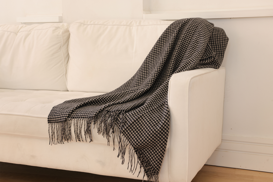 Houndstooth Woven Throw